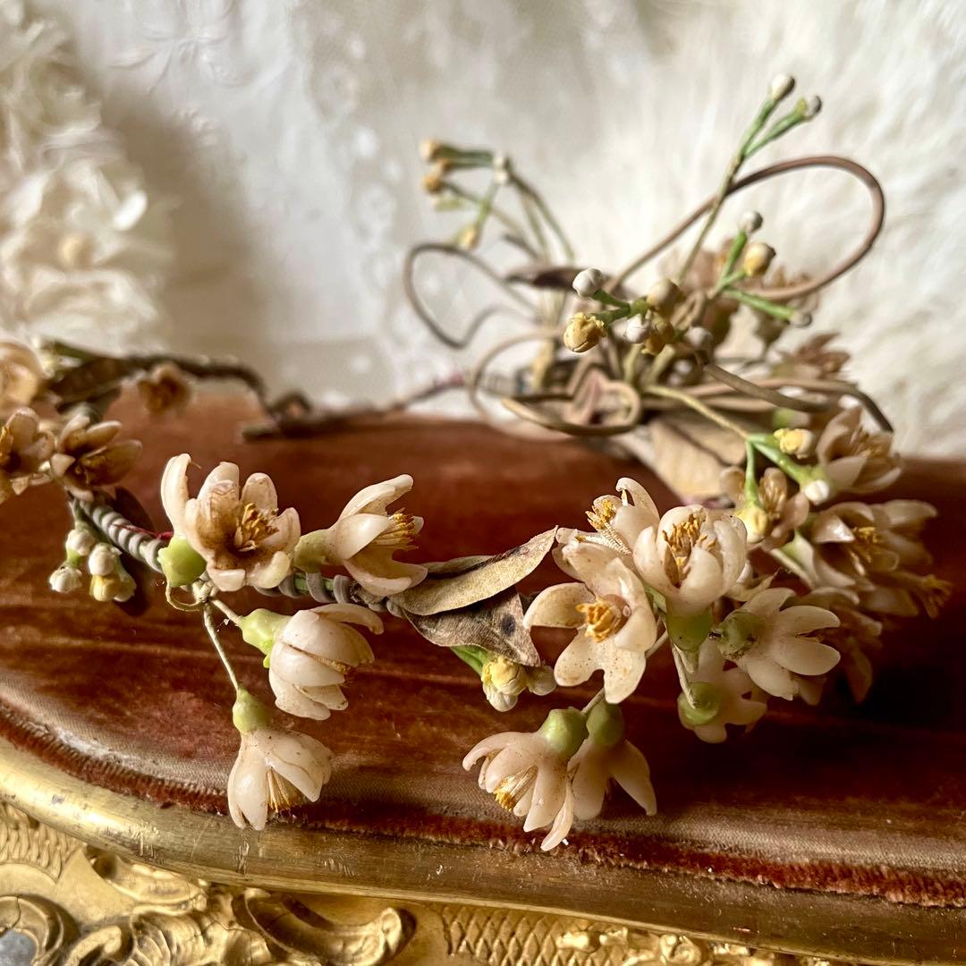 ワックスフラワーティアラ　花冠　ヘッドドレス　マリアージュ　フランスアンティーク