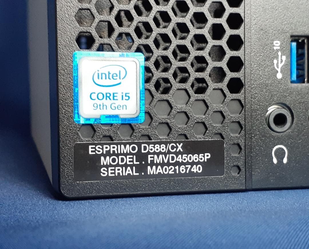 富士通/i5第9世代/Win11/16GB/Office/SSD/HDD/DVD