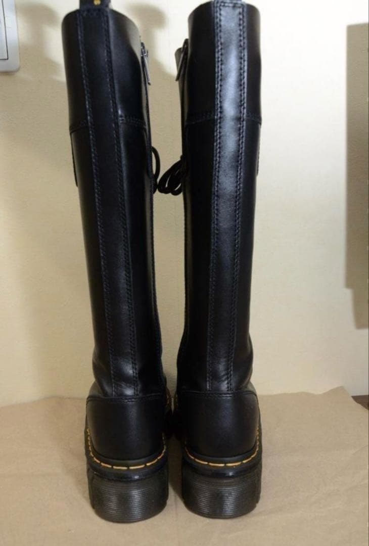 ドクターマーチン 20 ホール ロングブーツ 24cm 新年お値下げ