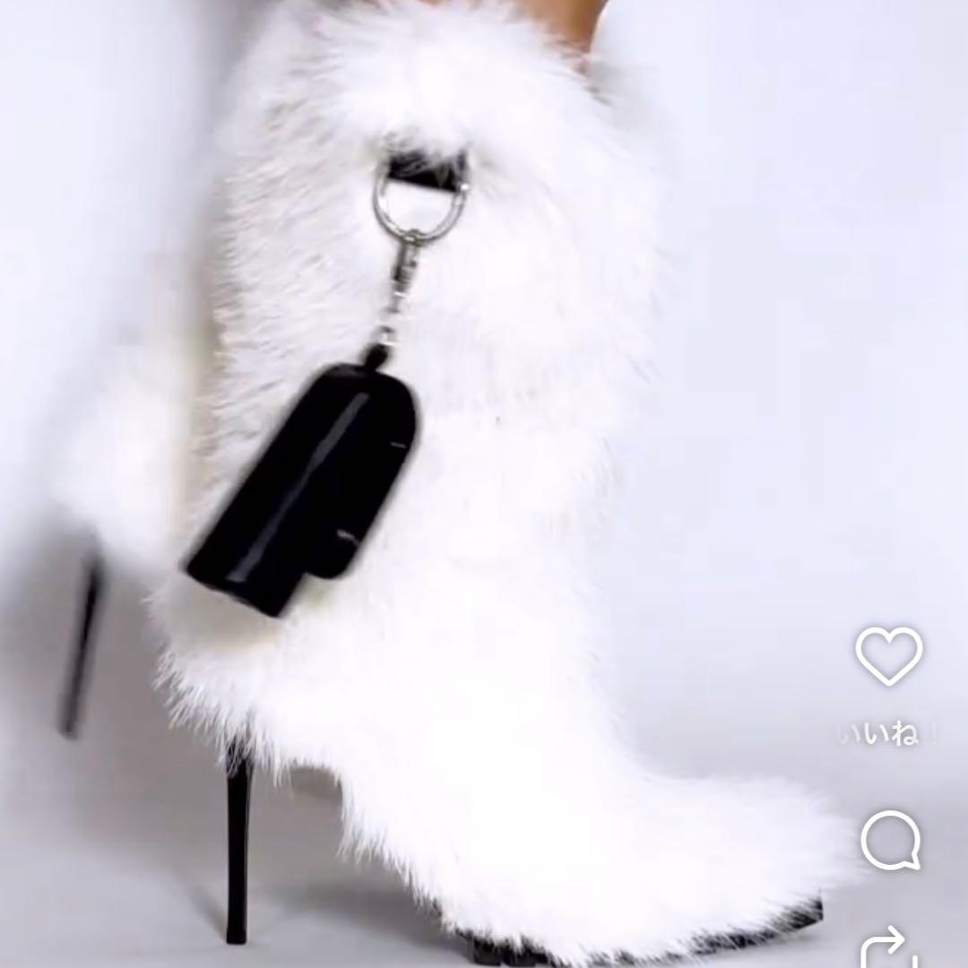 新品yello ファーブーツL