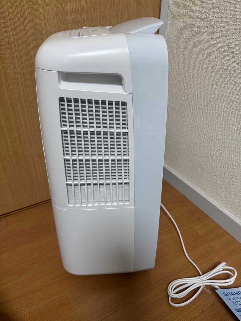 SHARP シャープ　衣類除湿乾燥機　CM-L100 除湿機　2021年製