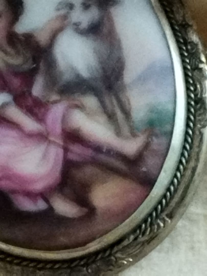 英国　アンティーク　ヴィクトリア王朝時代のブローチ　ムリーリョ