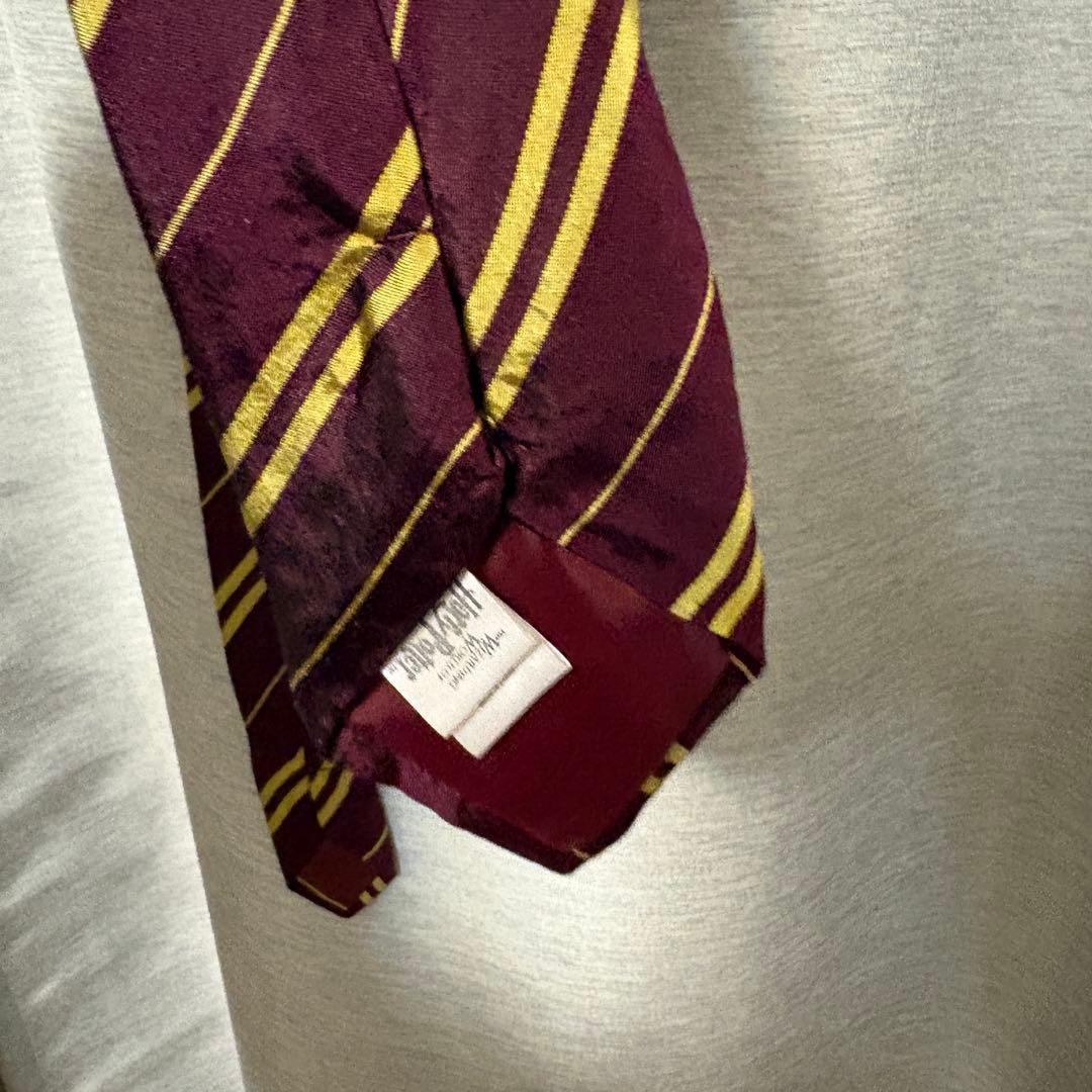 ハリー・ポッター グリフィンドール ローブ　ネクタイ付き　USJ