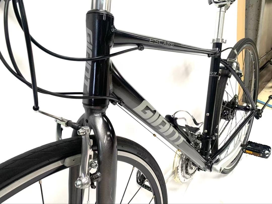 【即乘】送料無料ジャイアント GIANT クロスバイクESCAPE R3S24速