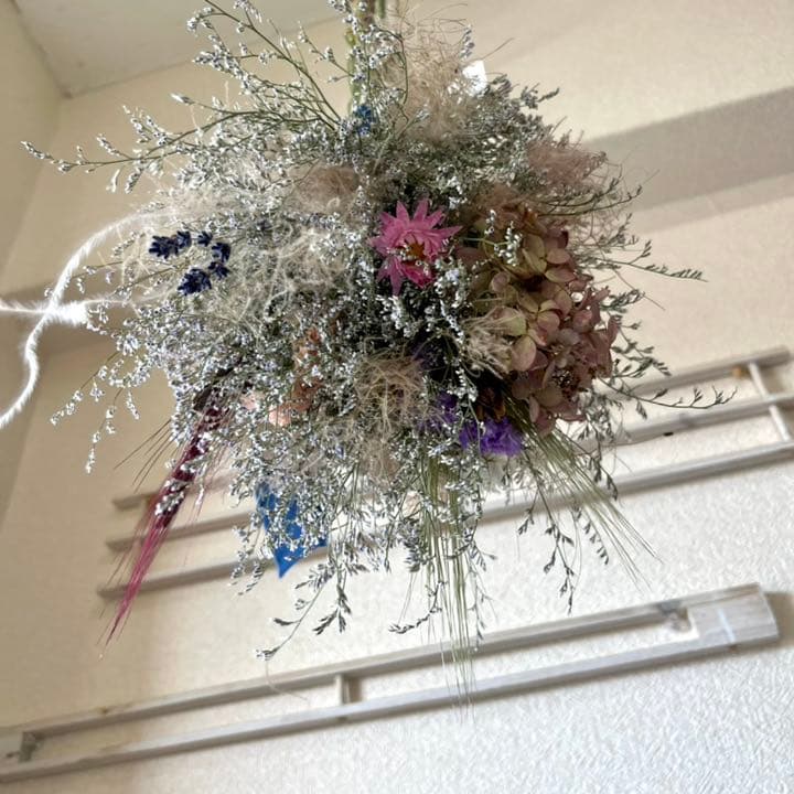 ブルーファンタジアとスモークツリーフライングブーケ