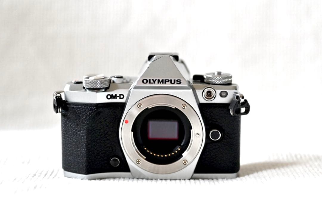 OLYMPUS OM-D E-M5 Mark II レンズセット