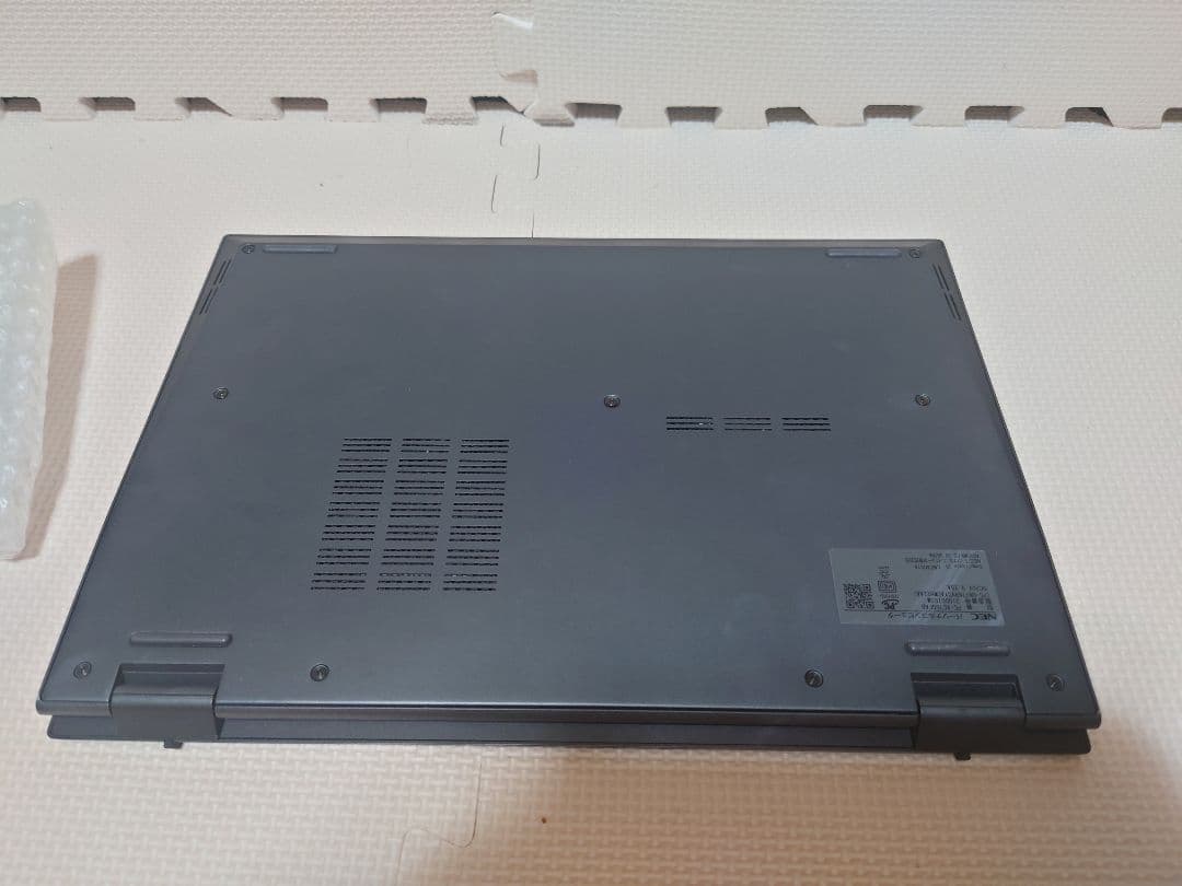 NEC NEXTREME Carbon/i7-1255U/16・512G/特価