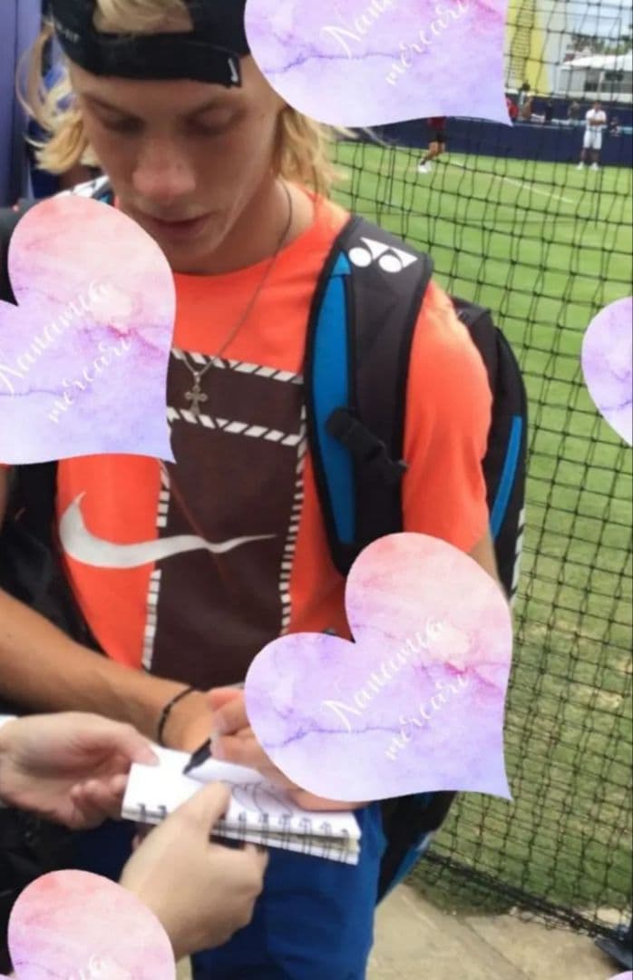 デニス シャポバロフ選手　サイン