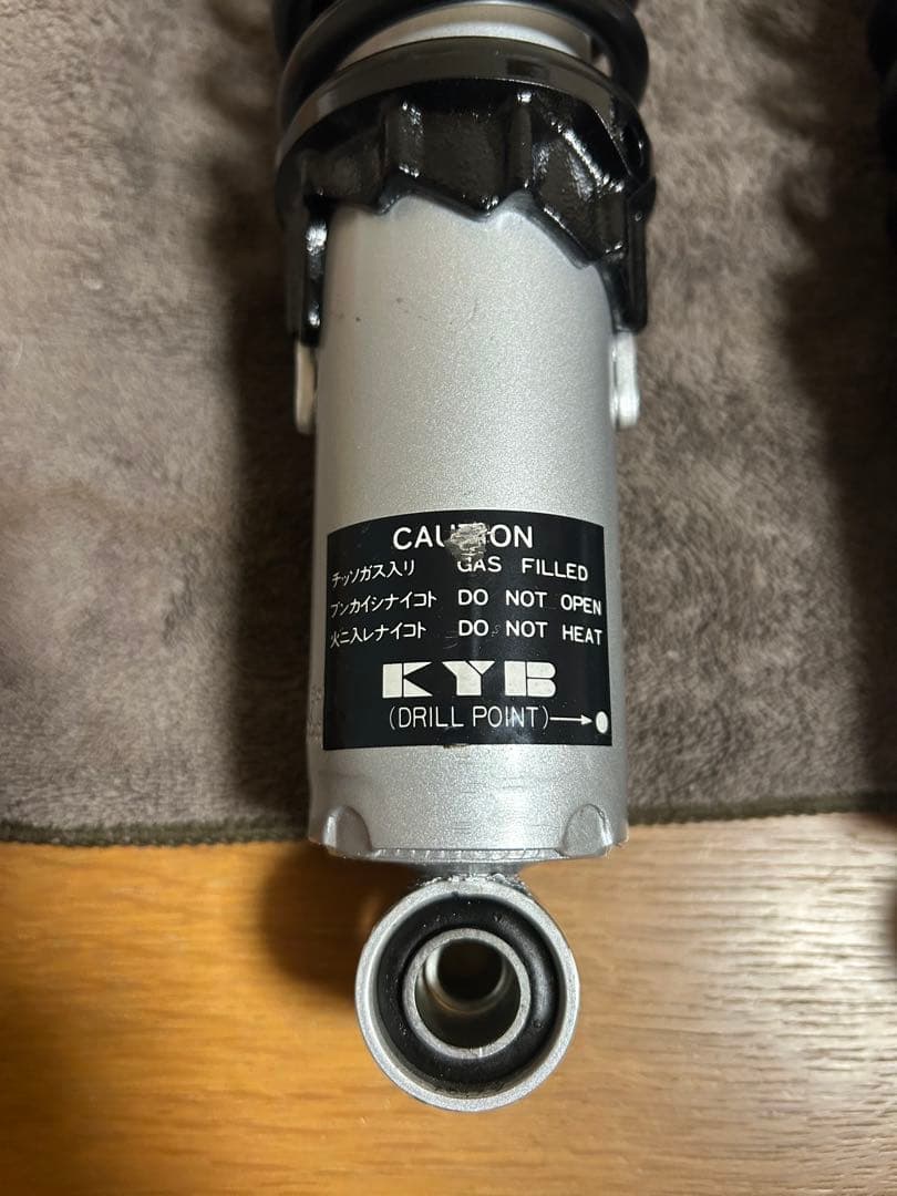 磯野かつお様 KYB TGS325 SR400 SR500