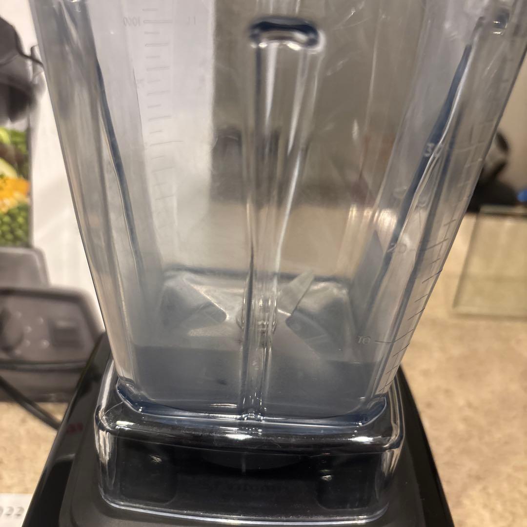 Vitamix E310 ブラック ミキサー 約1.4L タンパーなし