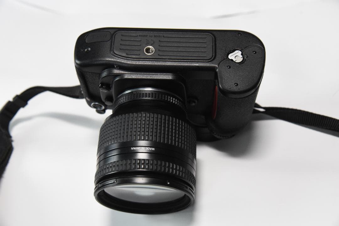 【美品】Nikon F100 ニコン フイルムカメラ ズーム24〜120㎜セット