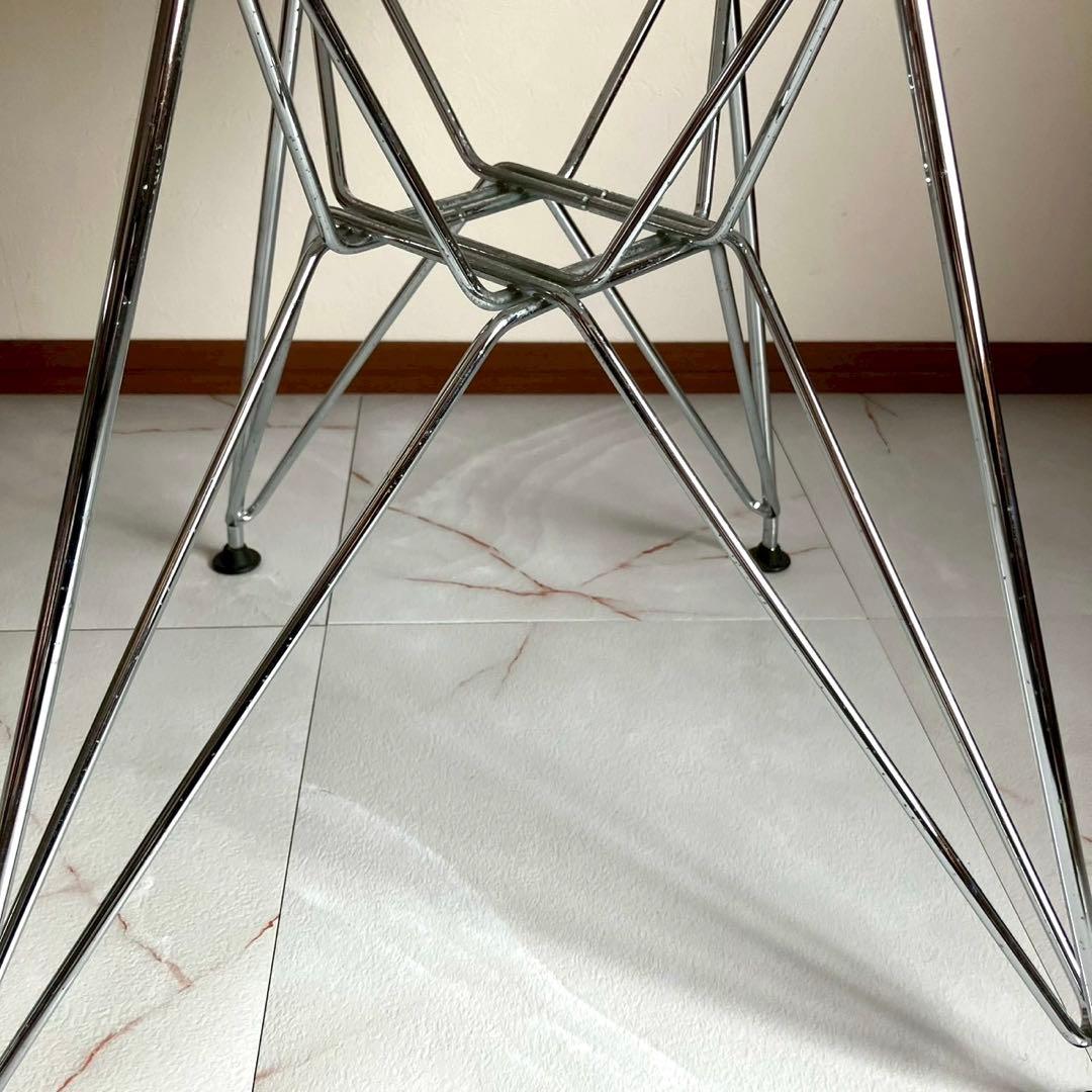 イームズ サイドシェルチェア Vitra社