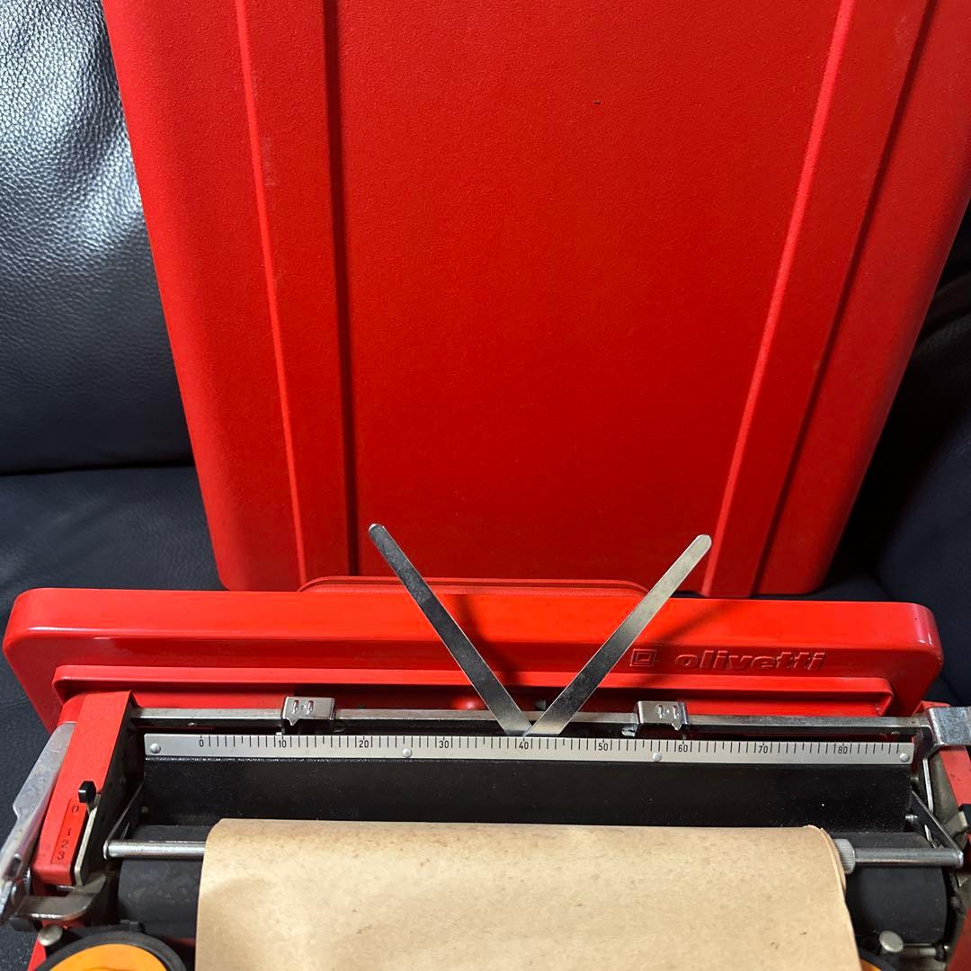 Olivetti オリベッティValentineタイプライター 赤バケツ　現状品