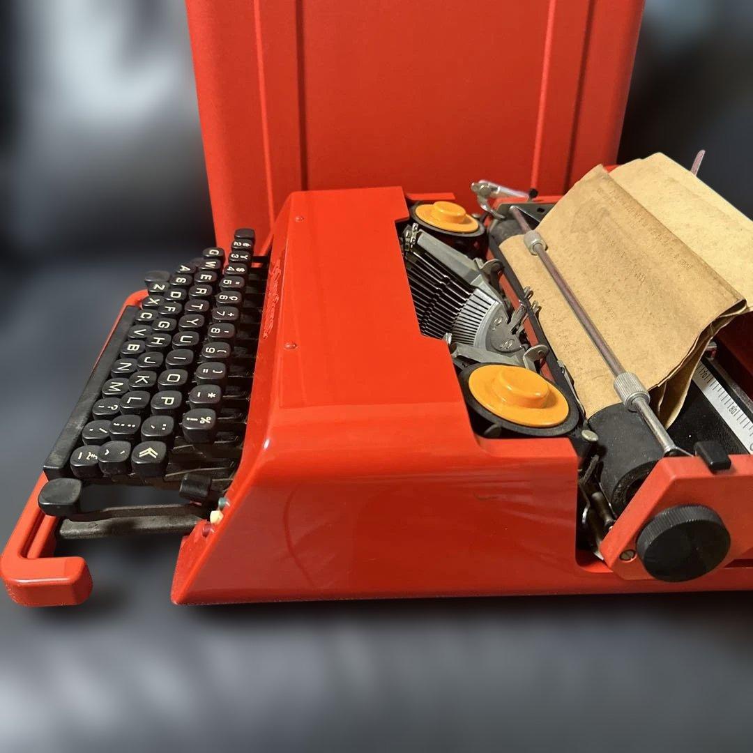 Olivetti オリベッティValentineタイプライター 赤バケツ　現状品
