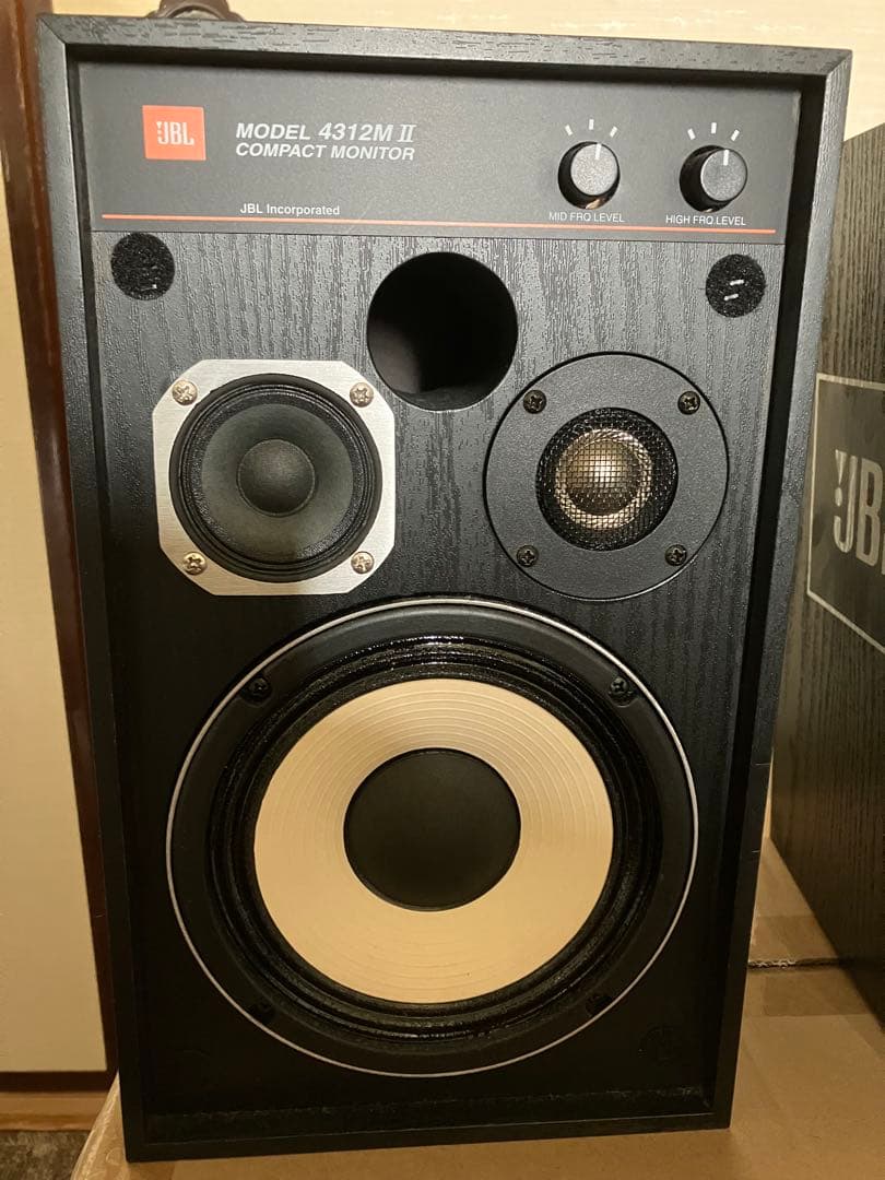JBL 4312M II スピーカー