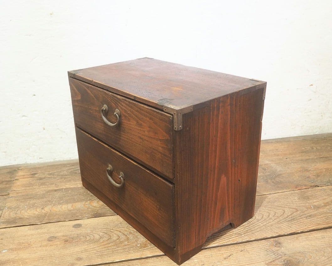 1374 レトロな杉の小引き出し　収納棚　小箪笥　ケース　古家具　アンティーク