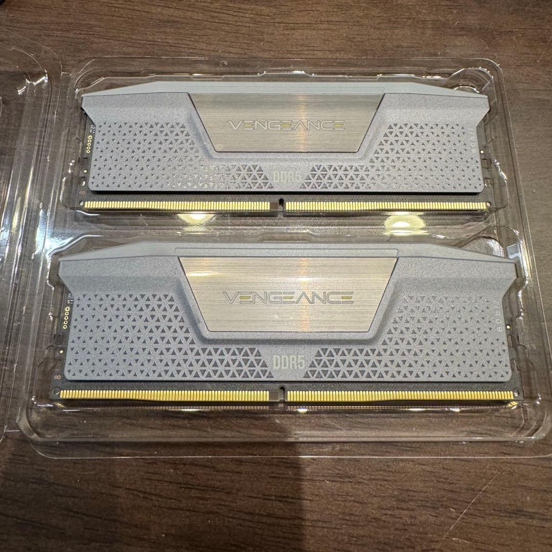 【動作確認済】CORSAIR DDR5 32GB(16GBx2) 6000MHz