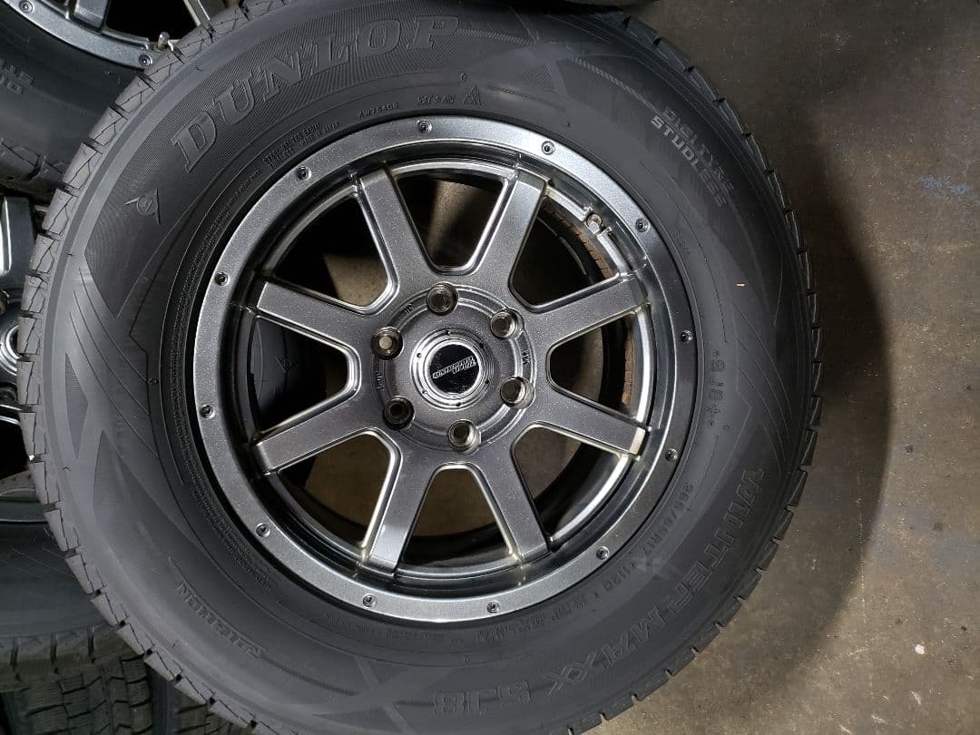 ランクルプラド　　スタッドレスタイヤ　アルミホイール　17インチ　６穴　1本②