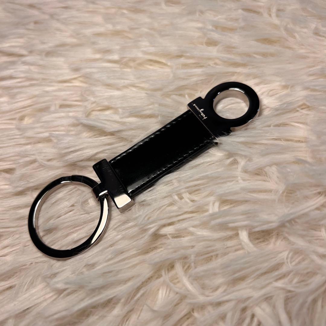 【新品】Ferragamo サルヴァトーレ フェラガモ キーリング チャーム