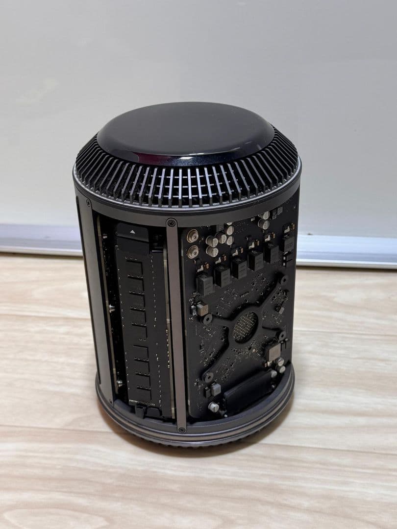 Apple Mac Pro (2013) シルバー 本体 A1481