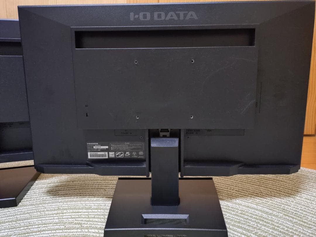 PCモニターKH240V(IODATA) x ２台 + 上下配置モニターアーム