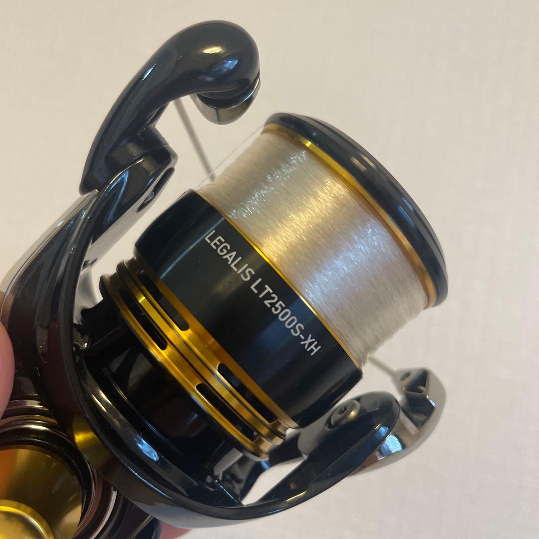 23レガリスLT2500S-XH　スピニングリール　レブロス　カルディア　レグザ