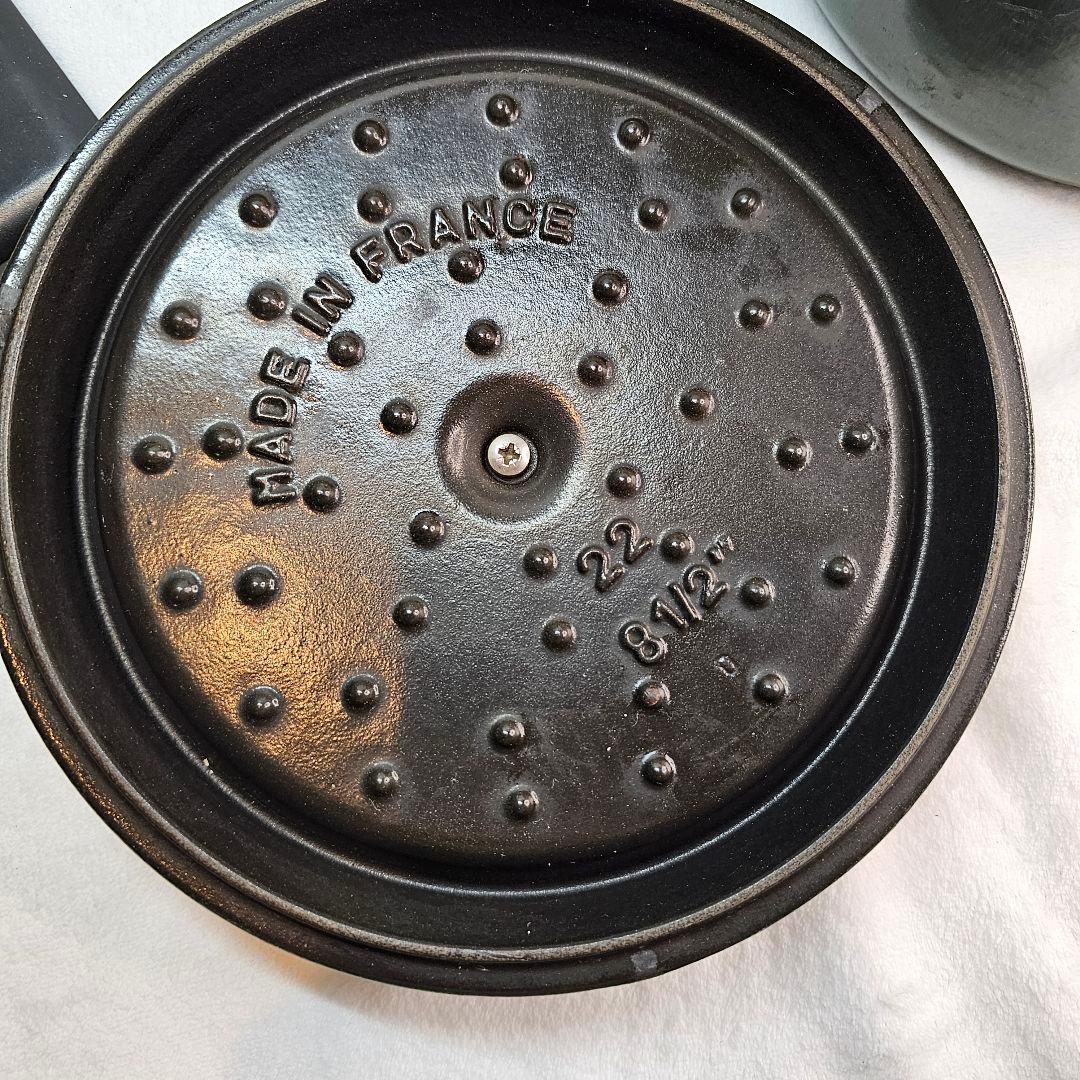 STAUB ストウブ 両手鍋 22CM バジルグリーン 鋳鉄
