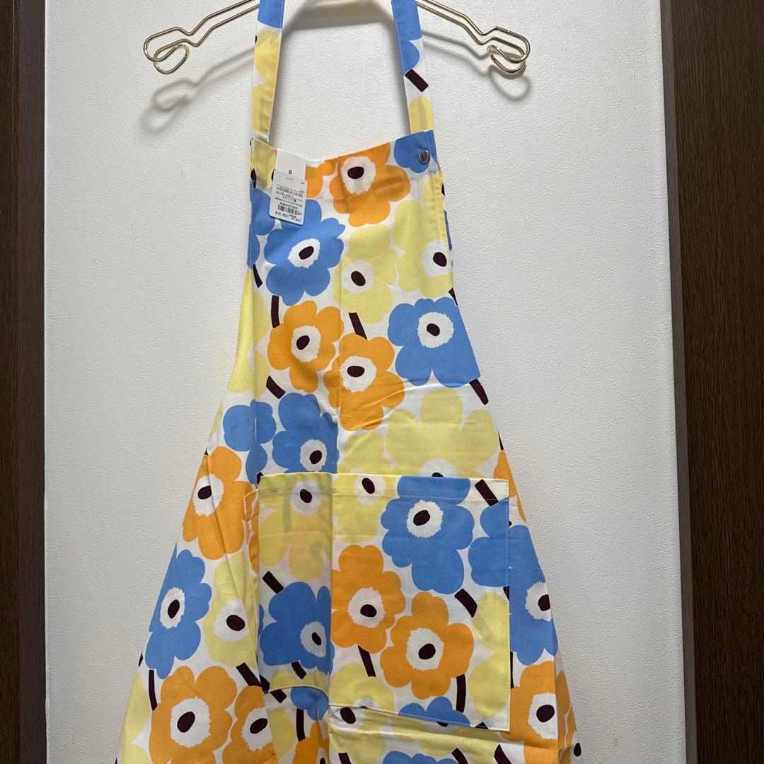 マリメッコ　Mini Unikko エプロン　日本限定