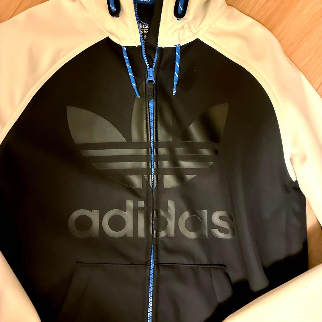 adidas スノーボードウェア