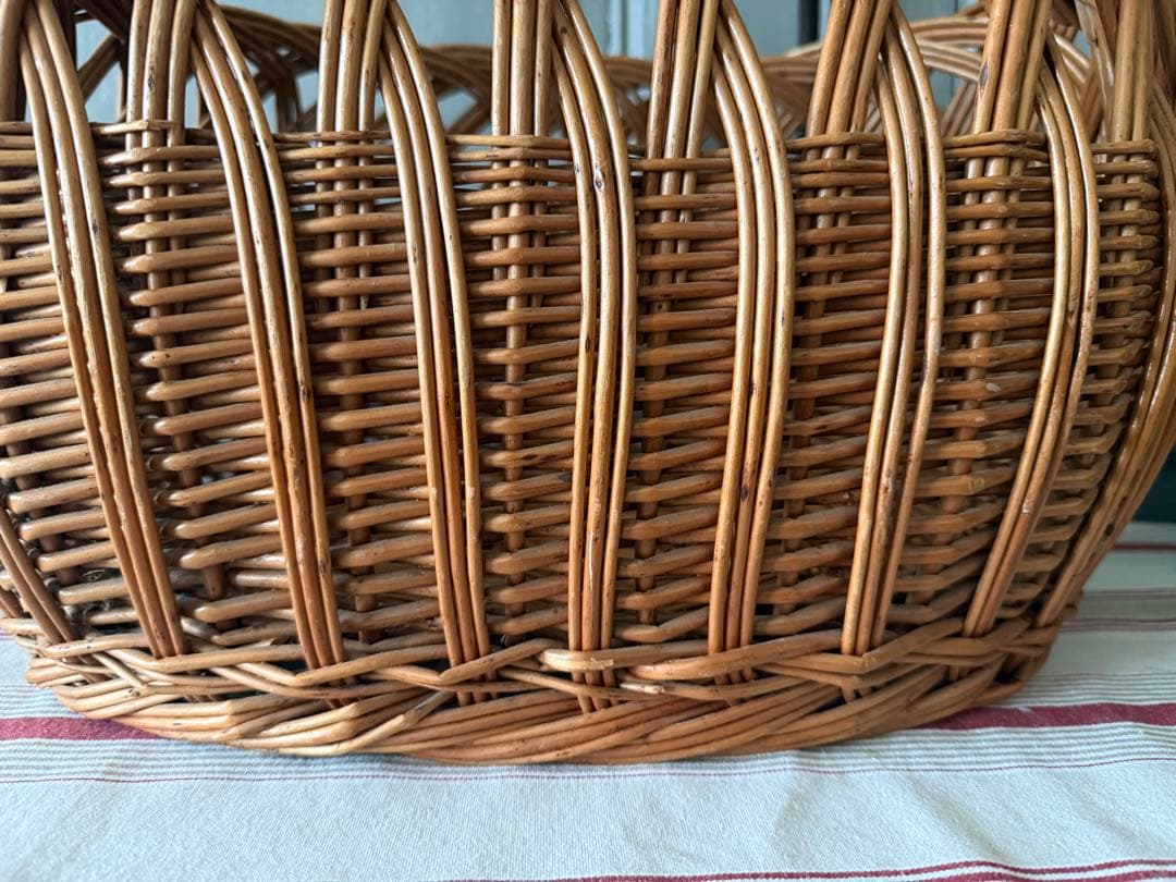 フランスアンティーク　ウィッカー製バスケット