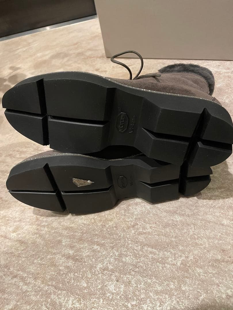 ☆売り切り　未使用　イタリア　ファビアーナフィリッピ　ブーツ　ブルネロクチネリ