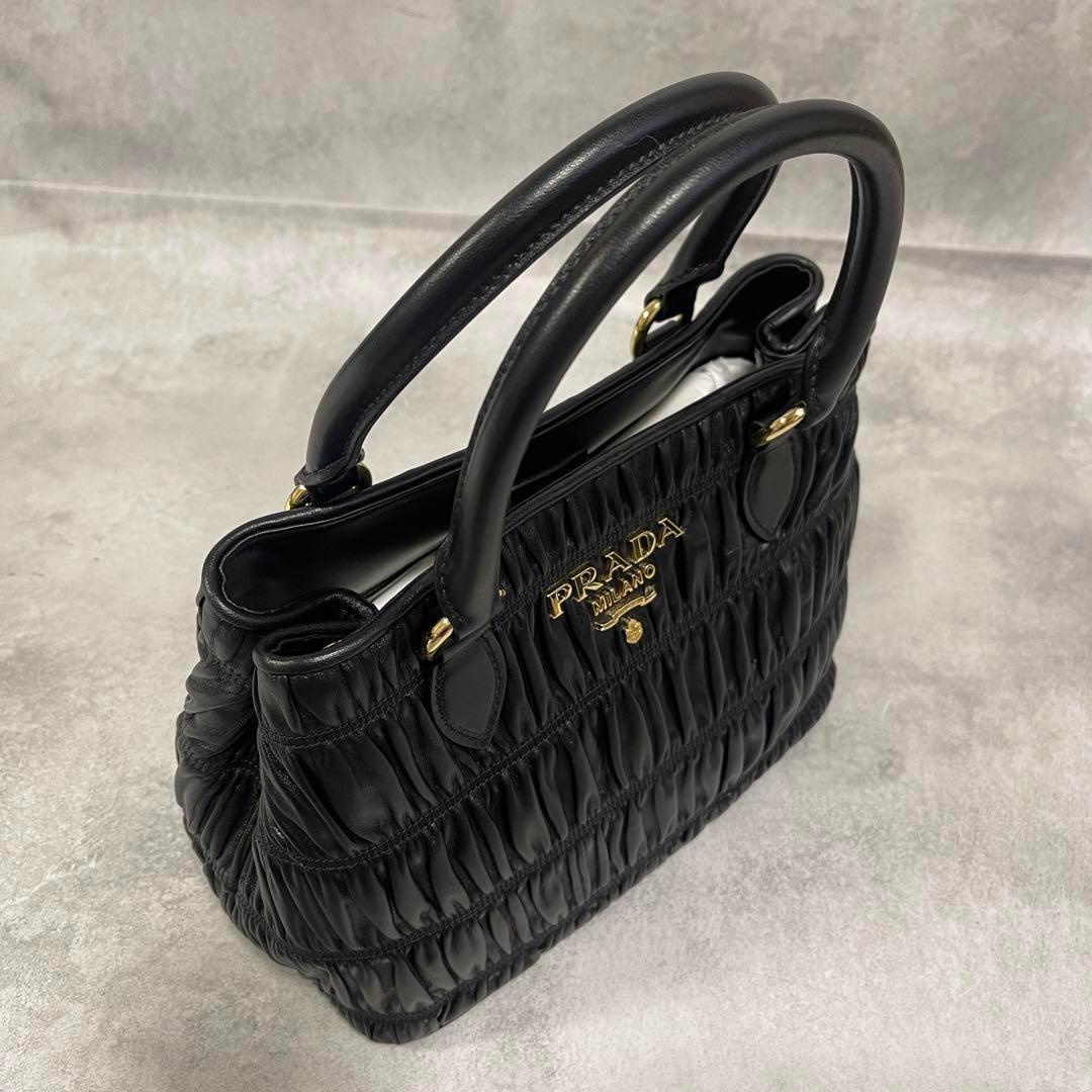 新品✨PRADA プリーツ ナッパレザー 2way ハンドバッグ ブラック