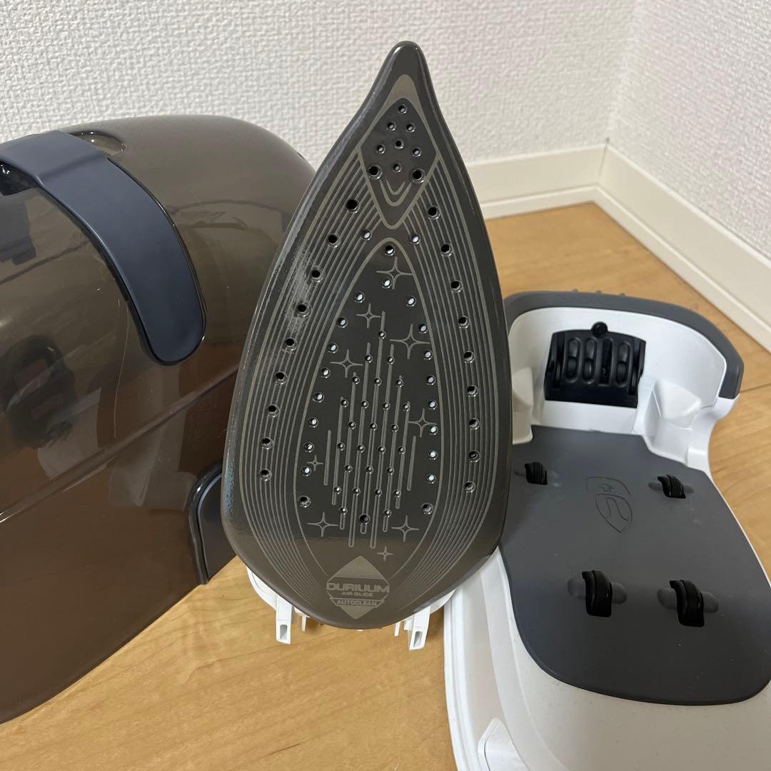 T-fal スチームアイロン 赤/白 収納ケース付き