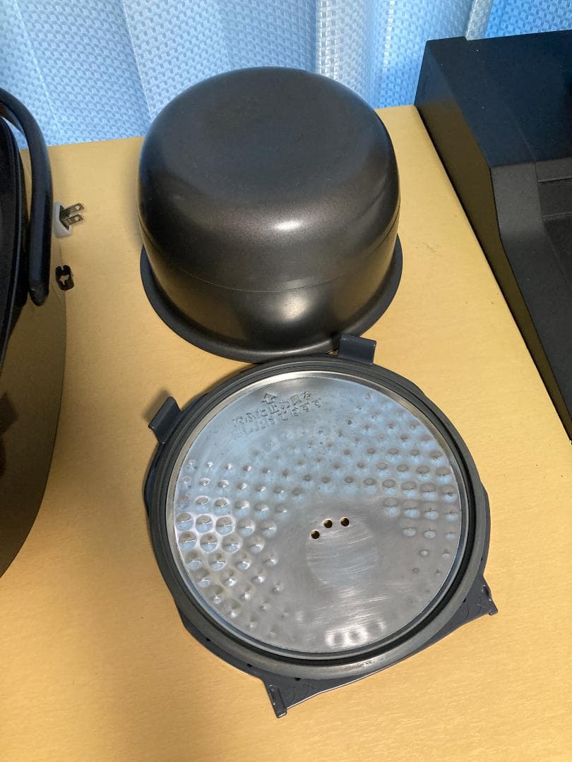 ★象印 2022 年製 極め炊き5.5 合炊き IH 炊飯器NW-VH10A