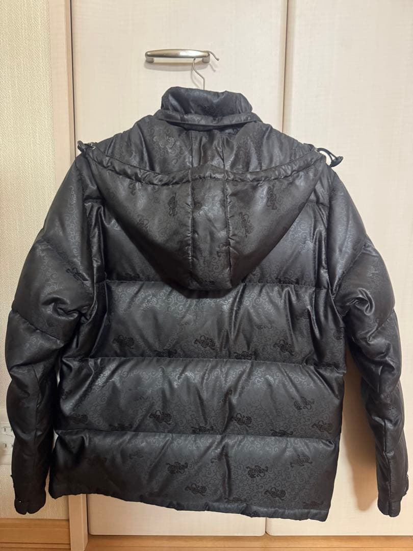 【専用】オニツカタイガー　フード付きブラックダウンジャケット　メンズM