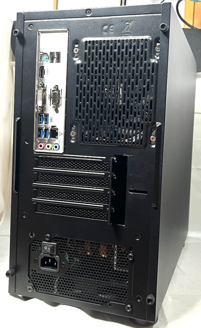 Ｓａｚａｅｓａｎ用自作PC！AMD Ryzen 3 3200G Win11