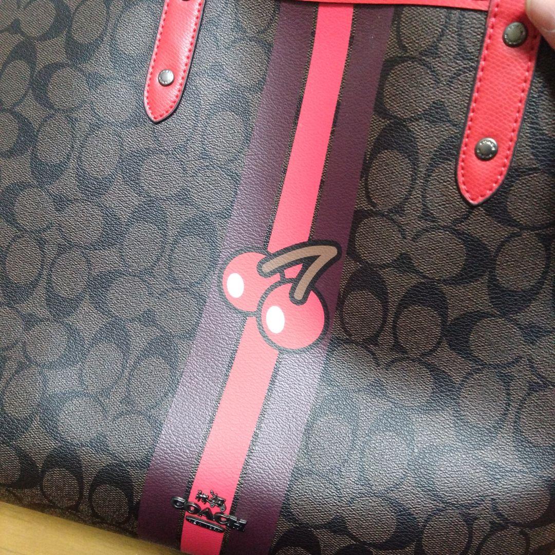 T様 極美品 入手困難 COACH パックマン コラボ リバーシブル バッグ