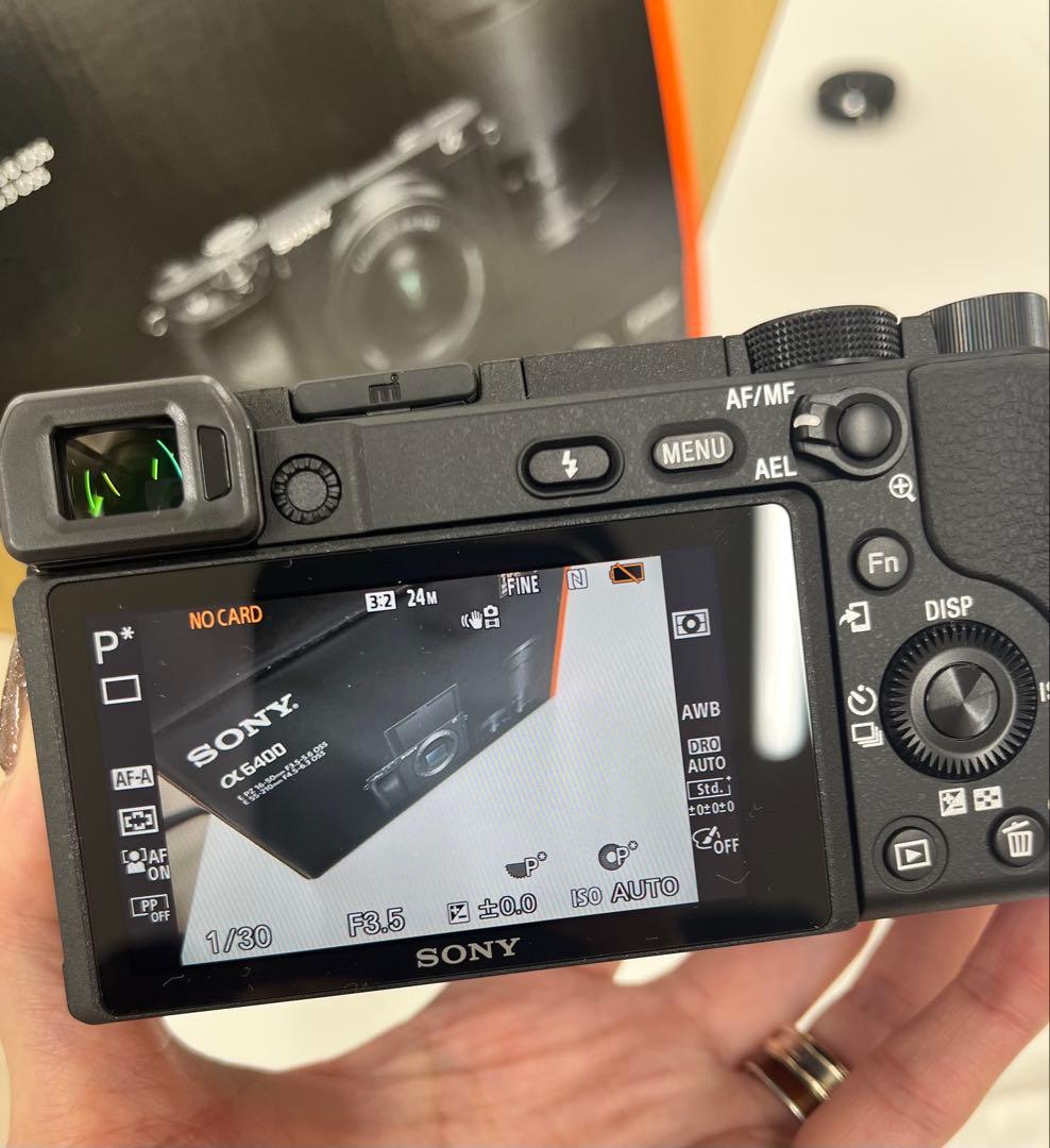 SONY ILCE-6400 ダブルズームキット ブラック 未使用品