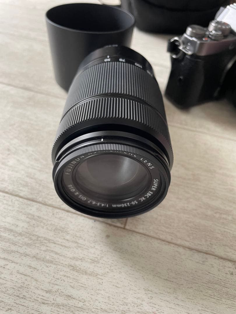 Fujifilm X-T100 ミラーレス一眼　ダークシルバー