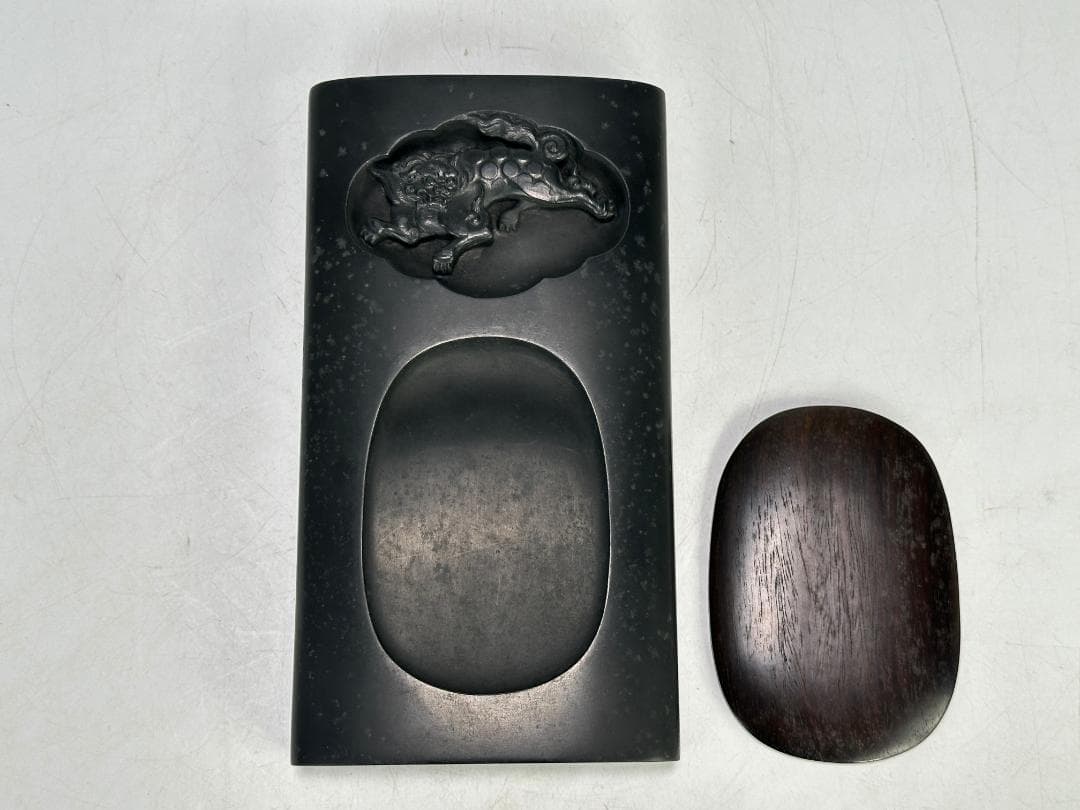 日本美術　書道具　文房具　雨硯　十一代　静軒作　唐木蓋付　雨端硯　共箱　和硯