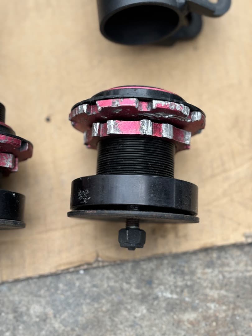 50 プリウス 前期 後期 車高調 フルタップ