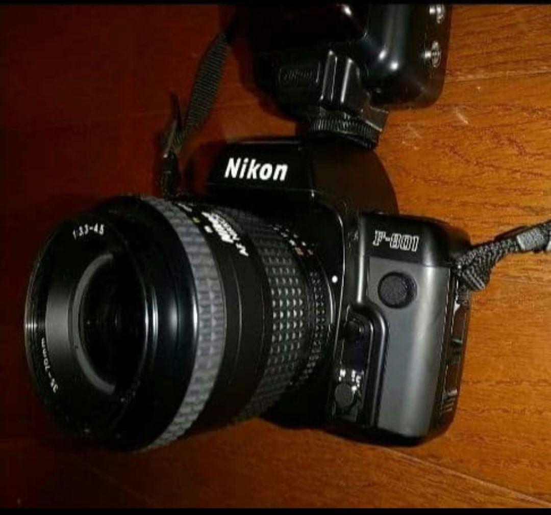 Nikon 一眼レフカメラ 標準レンズ付き