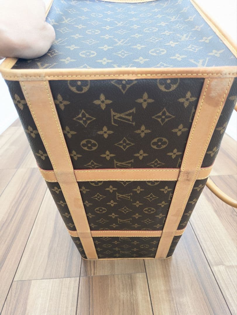 LOUISVUITTON　ペットキャリー