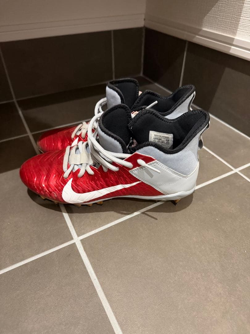 Nike ハイカット スパイクシューズ レッド/ホワイト