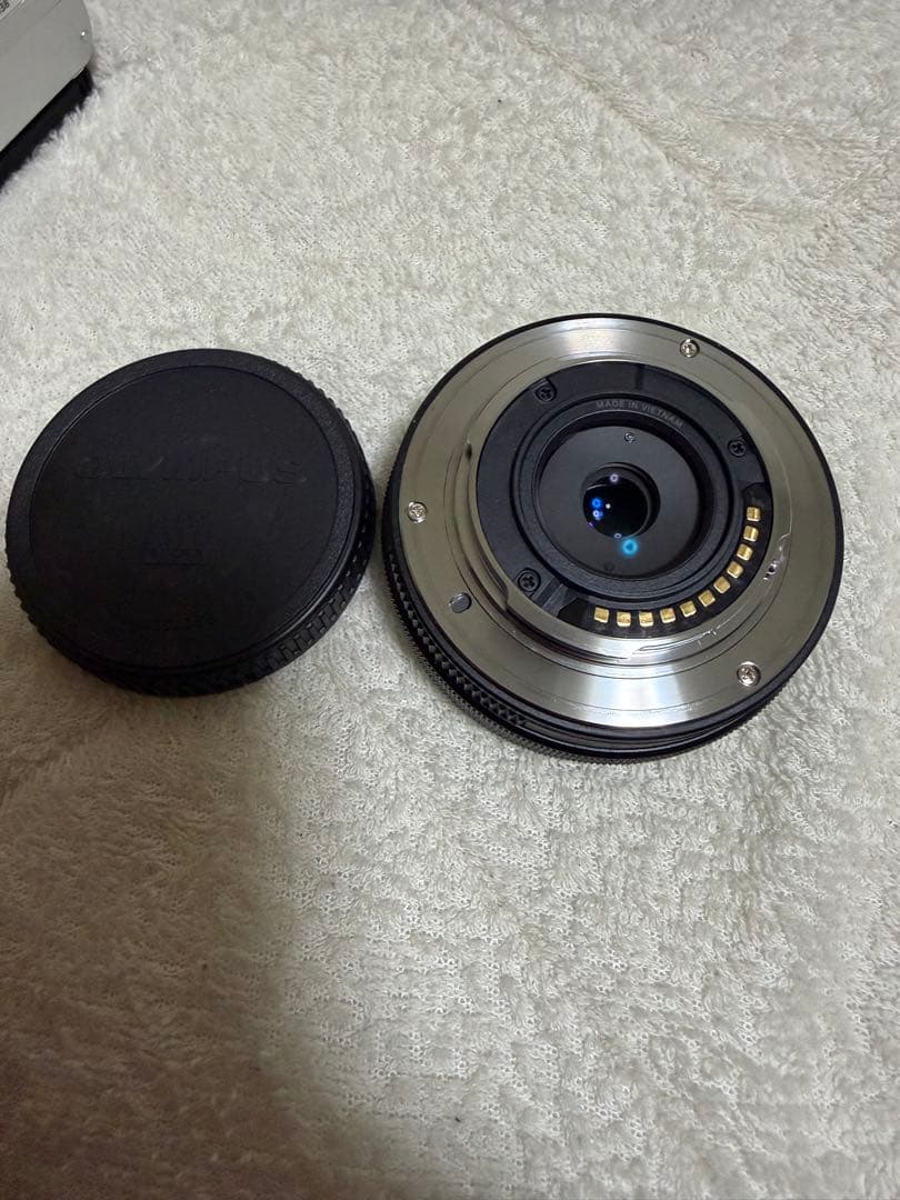 OLYMPUS PEN E-P7 14-42mm EZ レンズキット シルバー