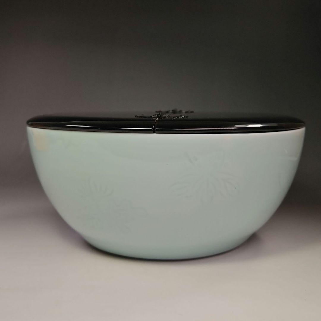 イ649 水指『林耕造』『青白磁　桐彫紋平水指　共箱』茶道具