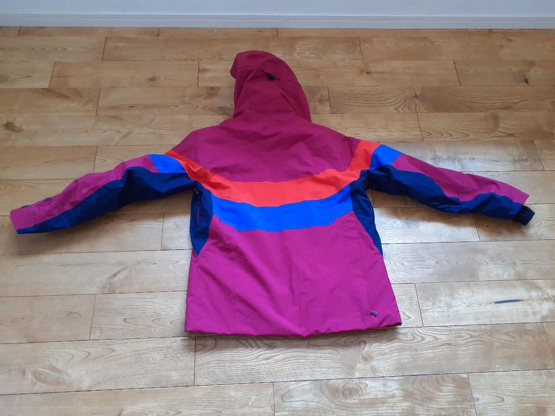 【美品】ミズノ　 スキーウェア　ジャケット　S　マムート　モンベル　パタゴニア