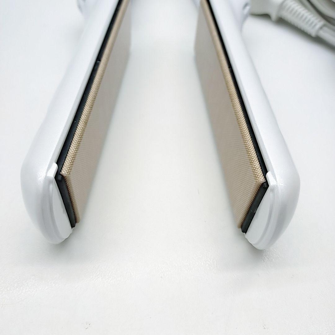 ほぼ未使用✨️最新モデル KINUJO 絹女 ストレート LM225 アイロン