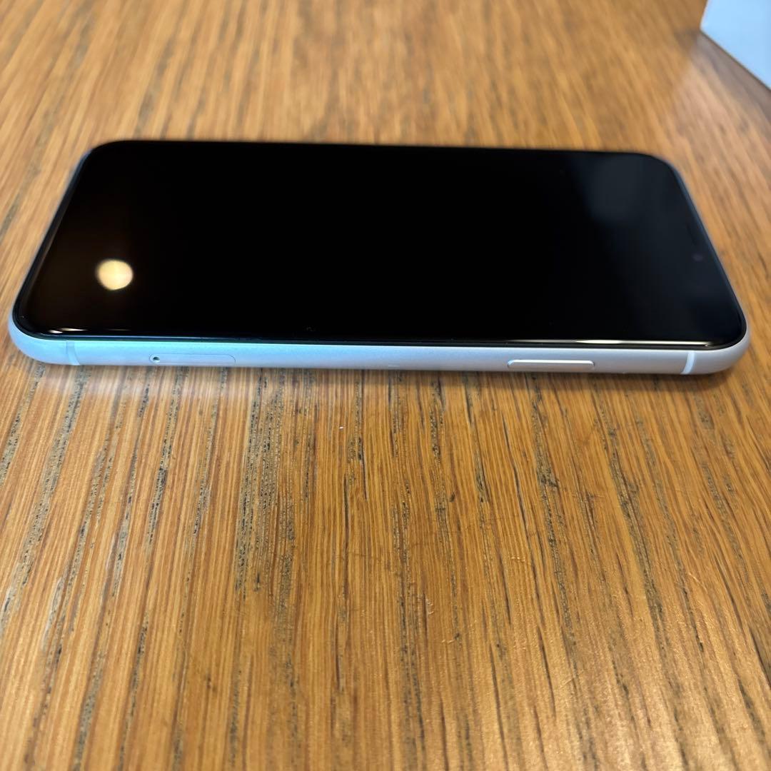 iPhone XR 128GB 白
