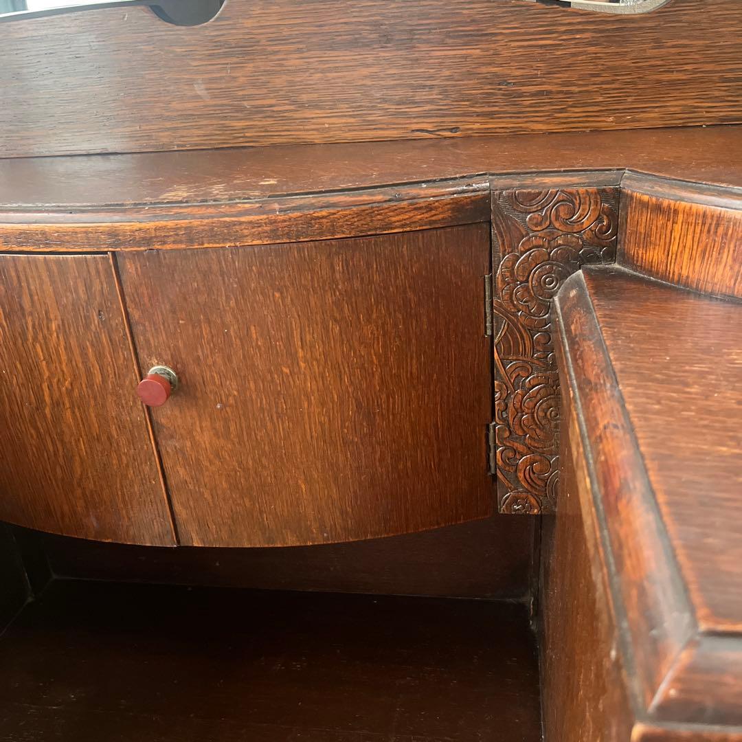 アンティークドレッサー